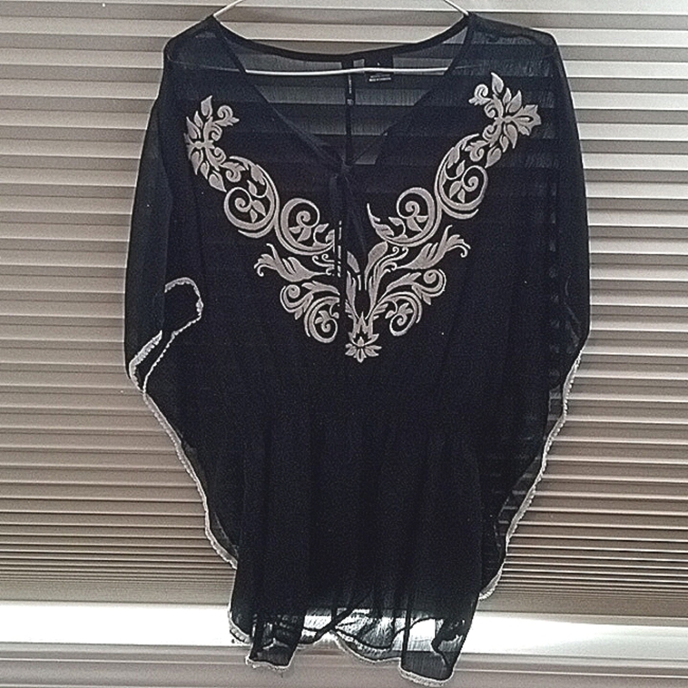 Top, blouse.